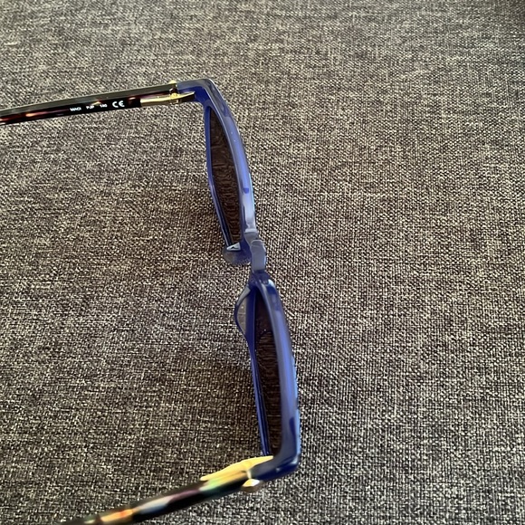 Kate Spade “Maci” Sunglasses - Picture 6 of 7